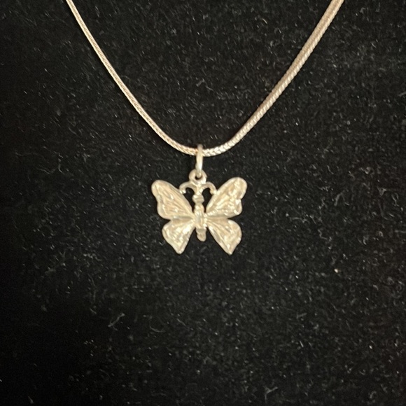 Butterfly necklace and pendant - Picture 2 of 6